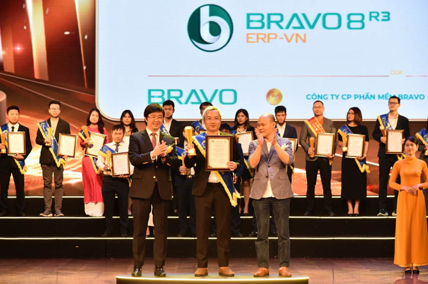 BRAVO 8R3 (ERP-VN) tiếp tục vinh dự nhận giải thưởng Sao Khuê